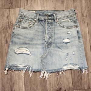 COPY - Levi's Premium Destroyed Button Fly Light Wash Denim Skirt Size 26